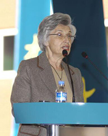 سمرا سزر (Semra Sezer)