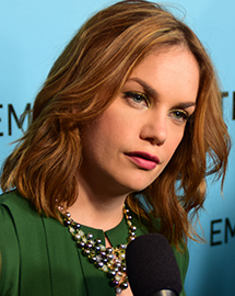 روث ویلسون (Ruth Wilson)