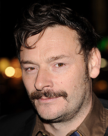 جولیان بارت (Julian Barratt)