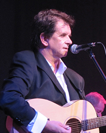 دونی مونرو (Donnie Munro)